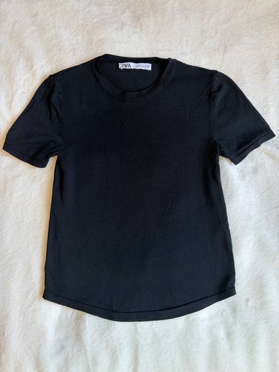 Zara Tops - Zara Women’s Classic Black Tee